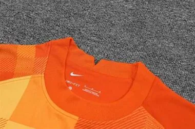 21-22 Barcelona orange goalkeeper