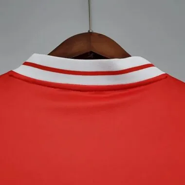 Retro Liverpool-voetbalshirt uit 1984 (thuis)