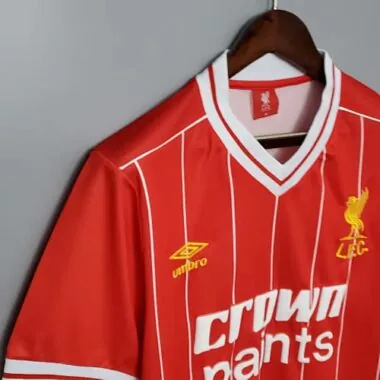 Retro Liverpool-voetbalshirt uit 1984 (thuis)