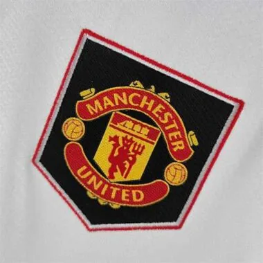 22-23 Manchester United away | 3