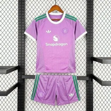 Manchester United 2026/27 Goalkeeper Kids Kit