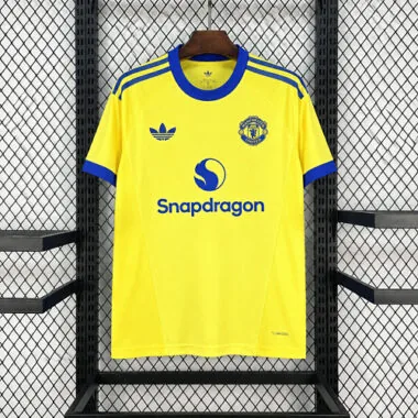 Manchester United 2026/27 Yellow Goalkeeper Jersey